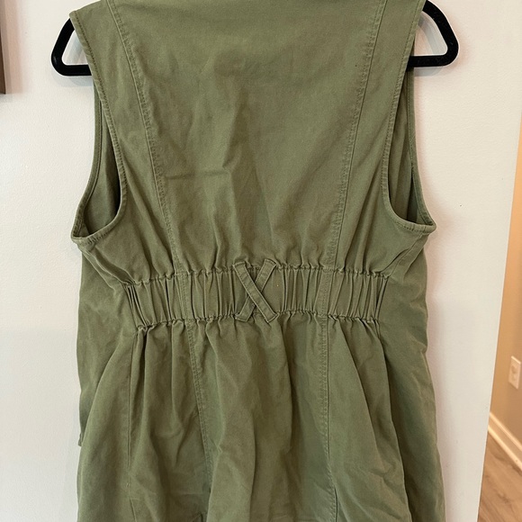 CAbi Women's Utility Jacket in Olive Green - Picture 3 of 4